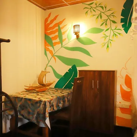 Ruwan Jungle Homestay Mirissa Exterior photo